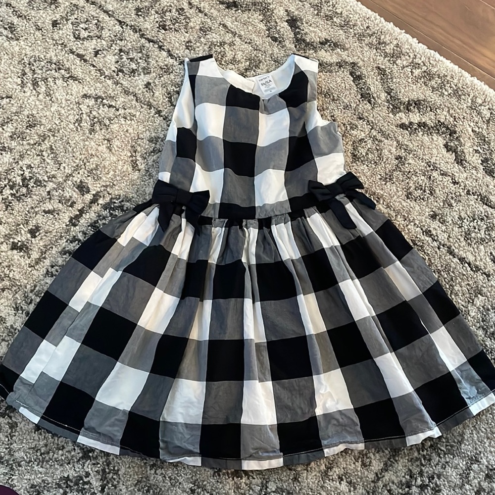 Carter’s black and white gingham dress (5T) fully lined